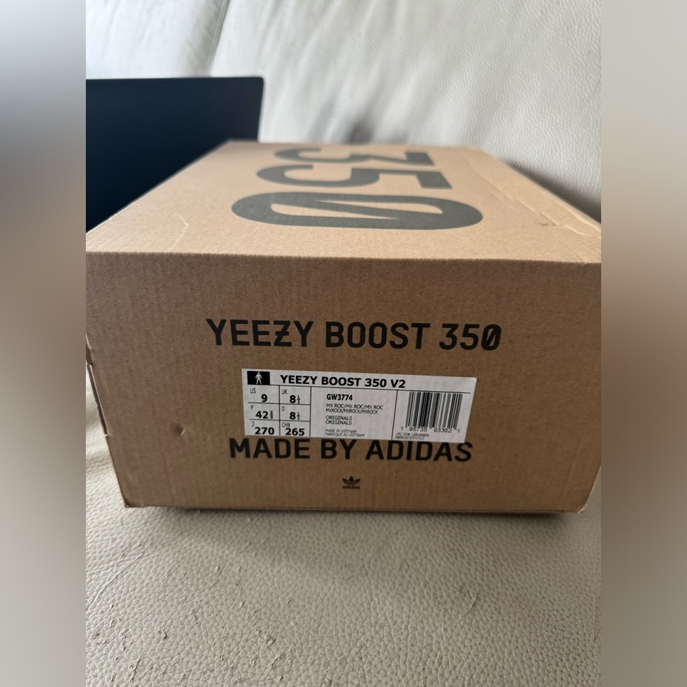 Yeezy 350 “MX ROCK” - Picture 2 of 3